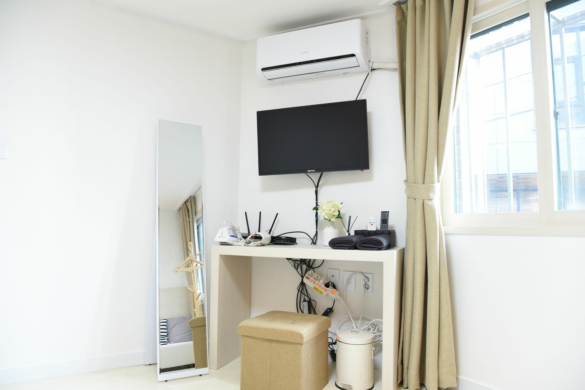 Jw Stay In Hongdae Сеул Экстерьер фото