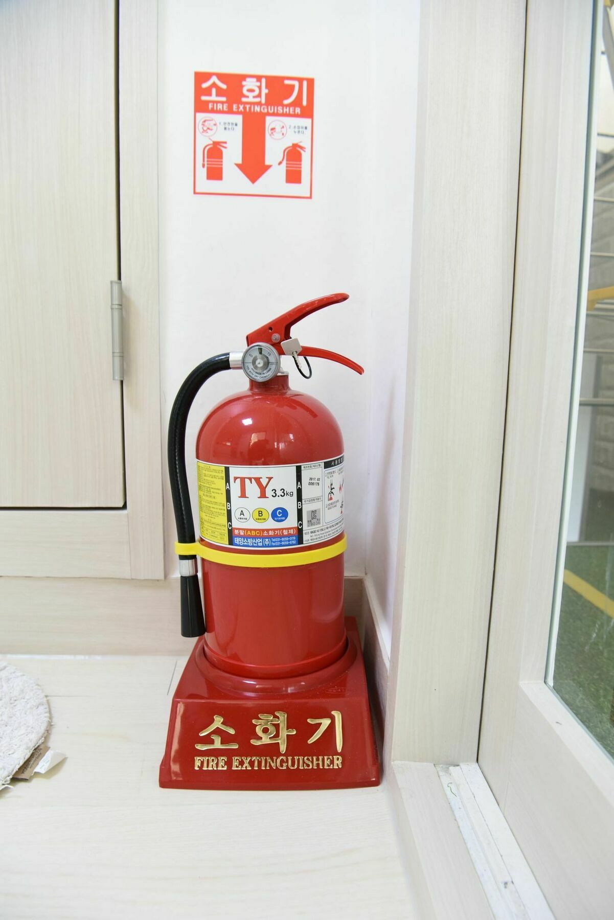 Jw Stay In Hongdae Сеул Экстерьер фото